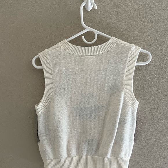 COPY - Smiley x H&M vest ( NOT SOLD) - Picture 4 of 4